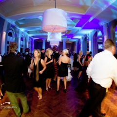 Minneapolis Wedding led uplighting at Calhoun Beach Club 12